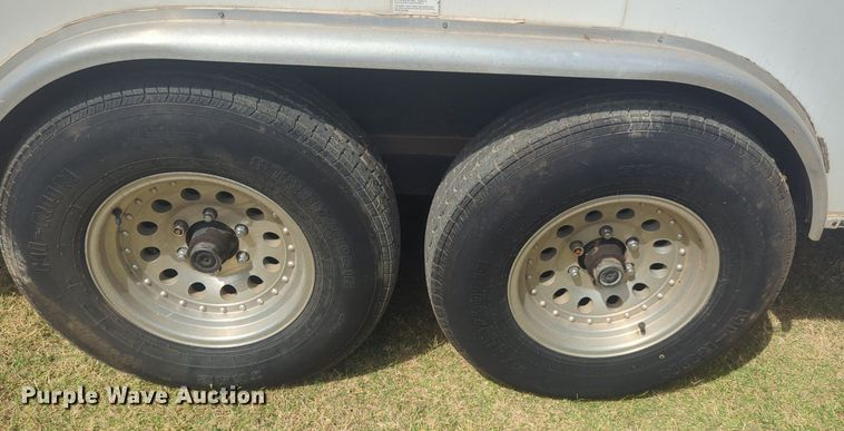 image for item EQ2083 2006 Carson trailer Racer enclosed cargo trailer