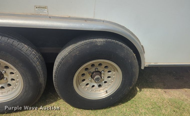 image for item EQ2083 2006 Carson trailer Racer enclosed cargo trailer