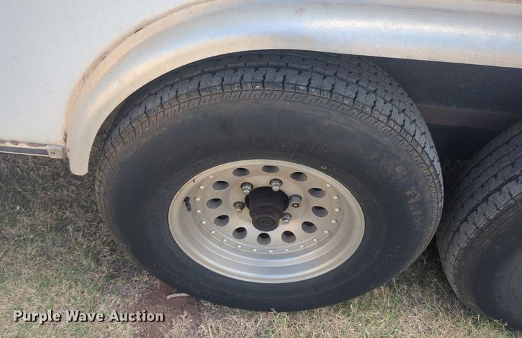 image for item EQ2083 2006 Carson trailer Racer enclosed cargo trailer