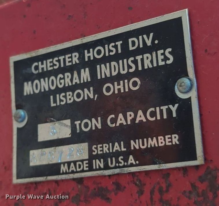 image for item EQ2091 (2) chain hoists