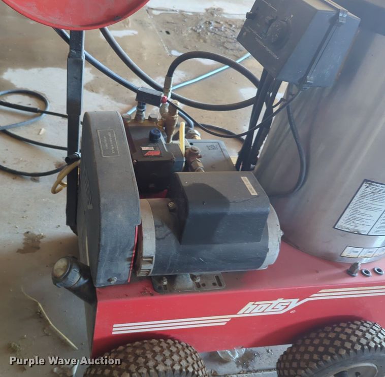 image for item EQ2092 Hotsy HC340R/L pressure washer