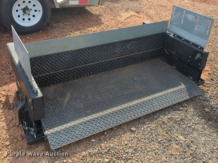 image for item EQ2111 Maxon ME2 end gate lift