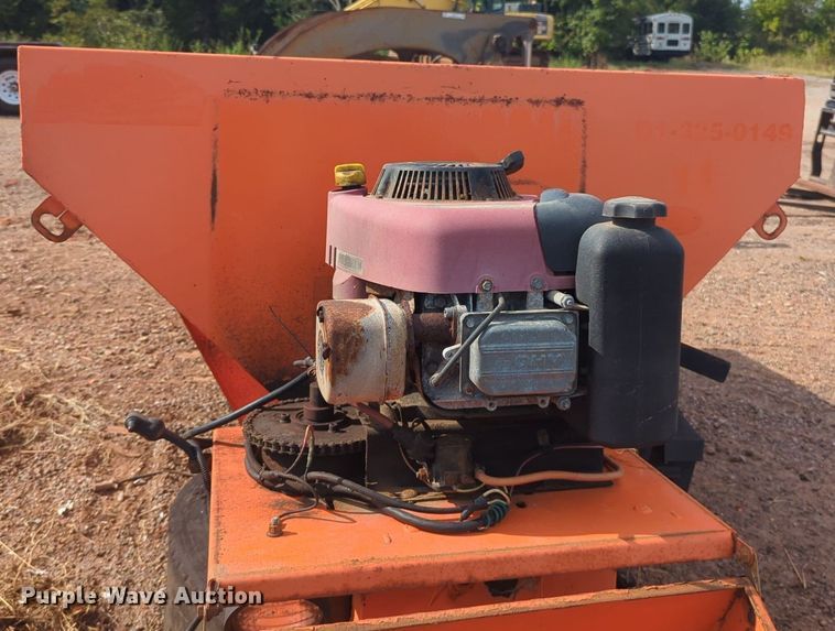 image for item EQ2113 Spreader