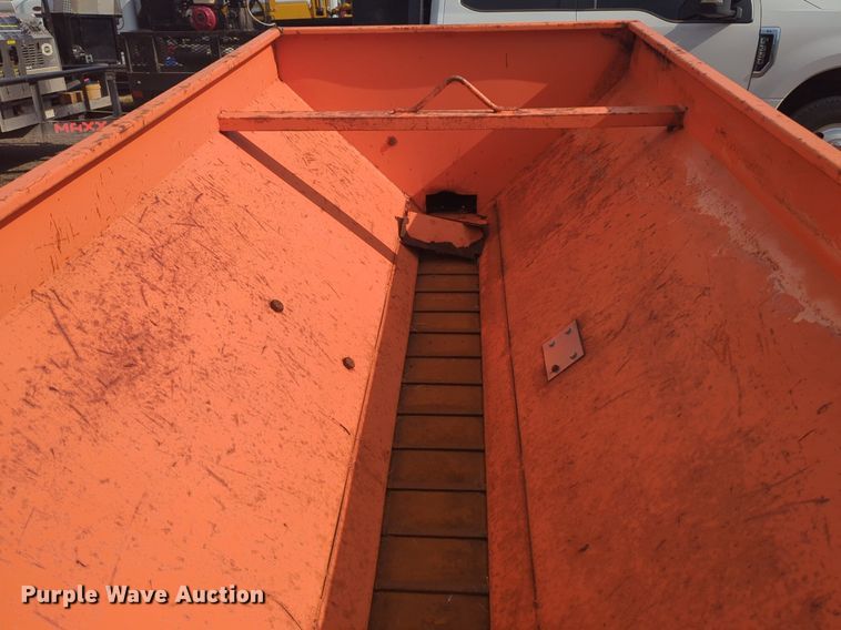 image for item EQ2113 Spreader