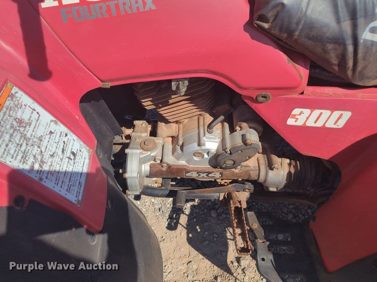 image for item EQ2132 1996 Honda Fourtrax ATV