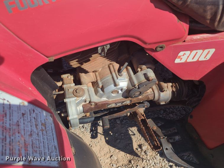 image for item EQ2132 1996 Honda Fourtrax ATV