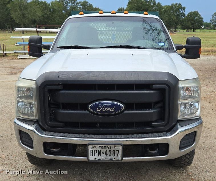 image for item EQ2501 2012 Ford F350 Super Duty XL flatbed pickup truck