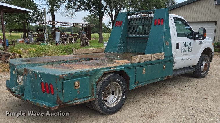 image for item EQ2501 2012 Ford F350 Super Duty XL flatbed pickup truck