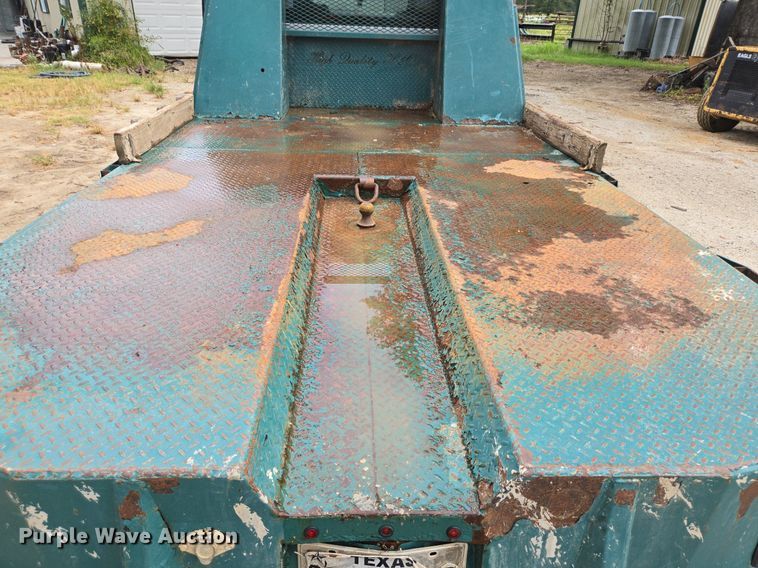 image for item EQ2501 2012 Ford F350 Super Duty XL flatbed pickup truck