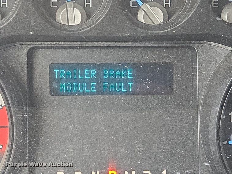 image for item EQ2501 2012 Ford F350 Super Duty XL flatbed pickup truck