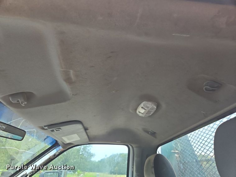 image for item EQ2501 2012 Ford F350 Super Duty XL flatbed pickup truck