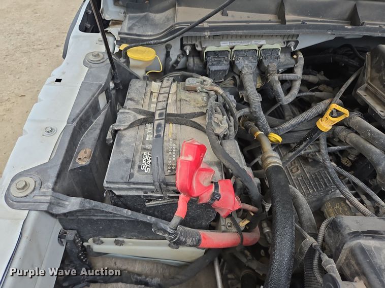 image for item EQ2501 2012 Ford F350 Super Duty XL flatbed pickup truck