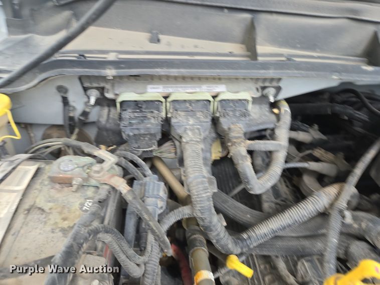 image for item EQ2501 2012 Ford F350 Super Duty XL flatbed pickup truck