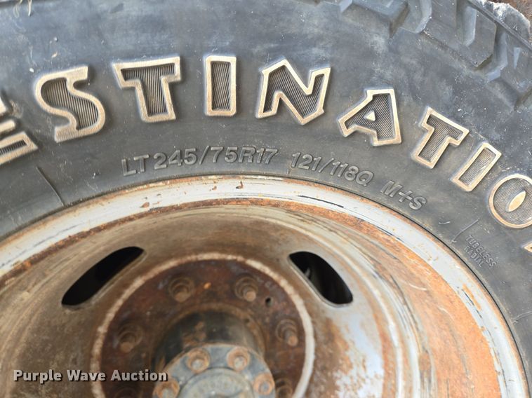 image for item EQ2501 2012 Ford F350 Super Duty XL flatbed pickup truck