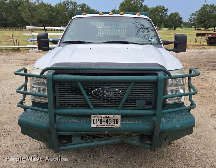 image for item EQ2503 2012 Ford F350 Super Duty XL flatbed pickup truck