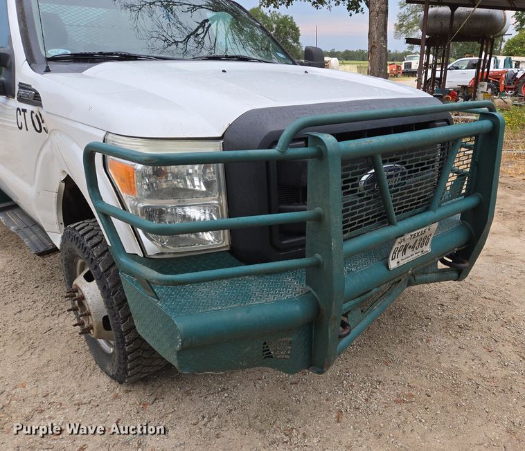 image for item EQ2503 2012 Ford F350 Super Duty XL flatbed pickup truck