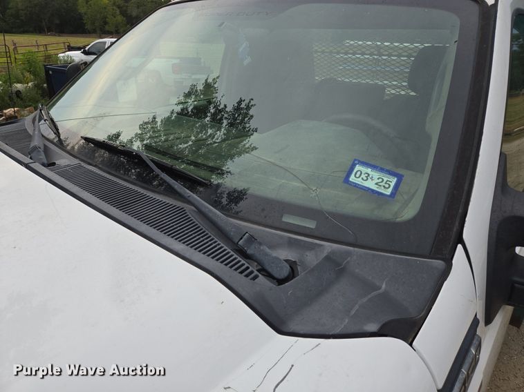 image for item EQ2503 2012 Ford F350 Super Duty XL flatbed pickup truck