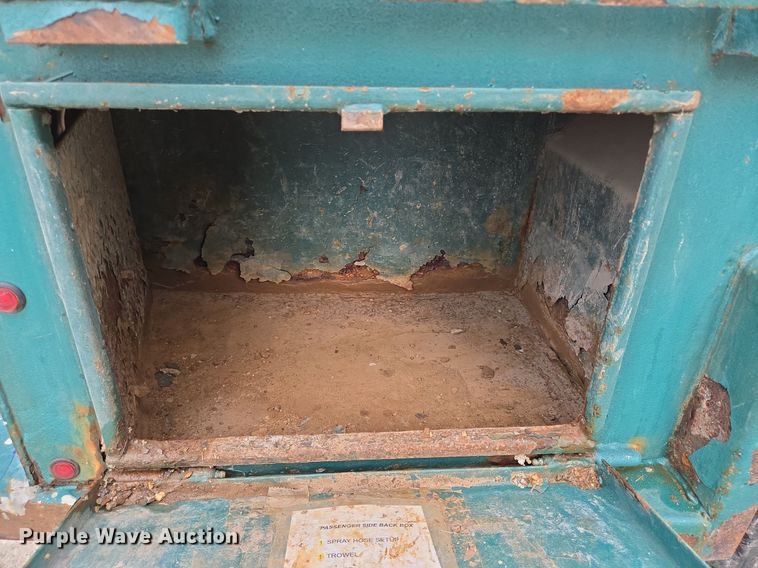 image for item EQ2503 2012 Ford F350 Super Duty XL flatbed pickup truck