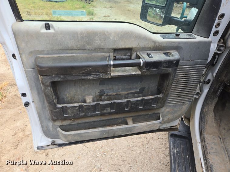 image for item EQ2503 2012 Ford F350 Super Duty XL flatbed pickup truck