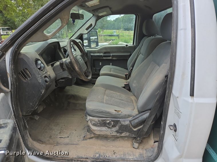 image for item EQ2503 2012 Ford F350 Super Duty XL flatbed pickup truck