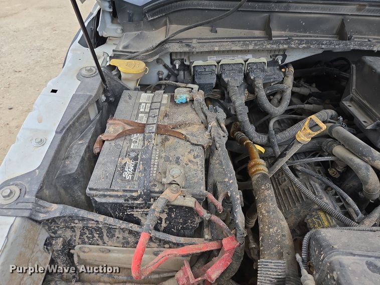 image for item EQ2503 2012 Ford F350 Super Duty XL flatbed pickup truck