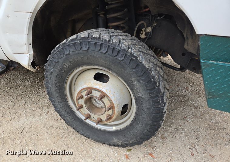 image for item EQ2503 2012 Ford F350 Super Duty XL flatbed pickup truck