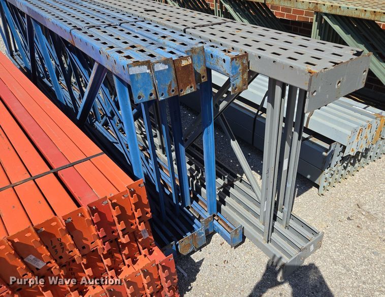 image for item EQ3501 Keystone pallet racking 