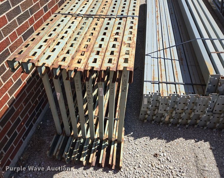 image for item EQ3502 Keystone pallet racking