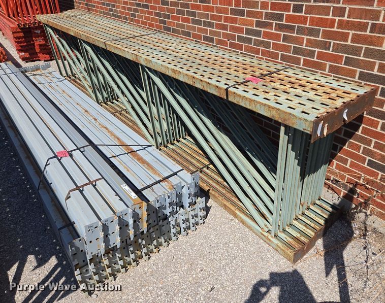 image for item EQ3502 Keystone pallet racking