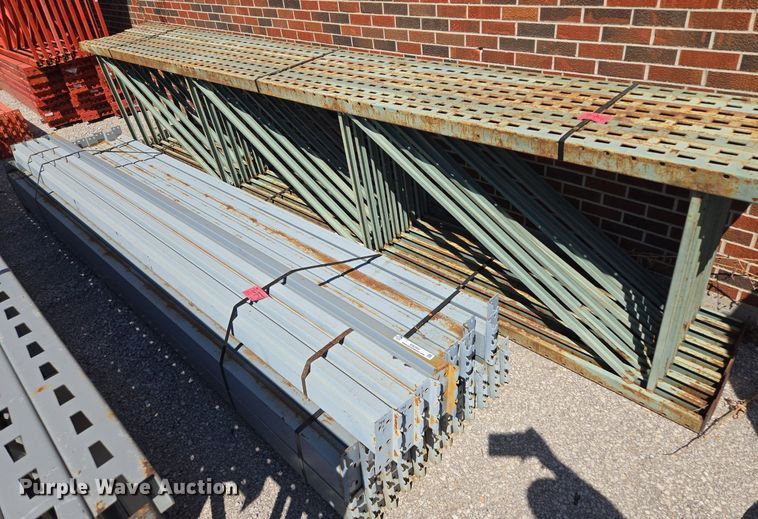 image for item EQ3502 Keystone pallet racking