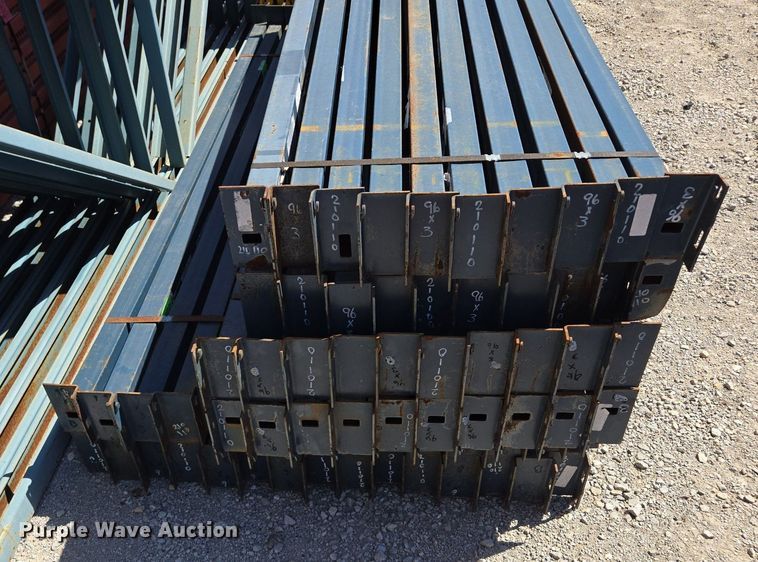 image for item EQ3504 T-Bolt pallet racking 