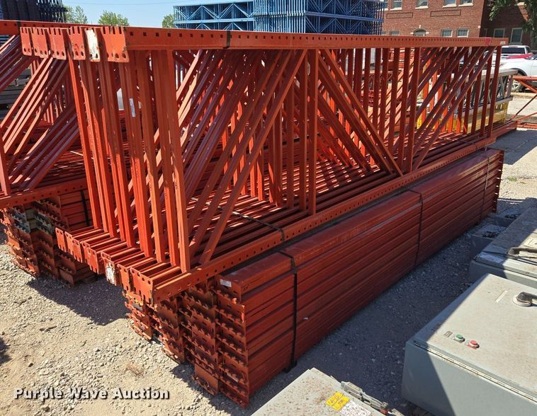 image for item EQ3510 Paltier pallet racking 