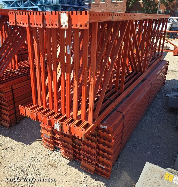 image for item EQ3510 Paltier pallet racking 