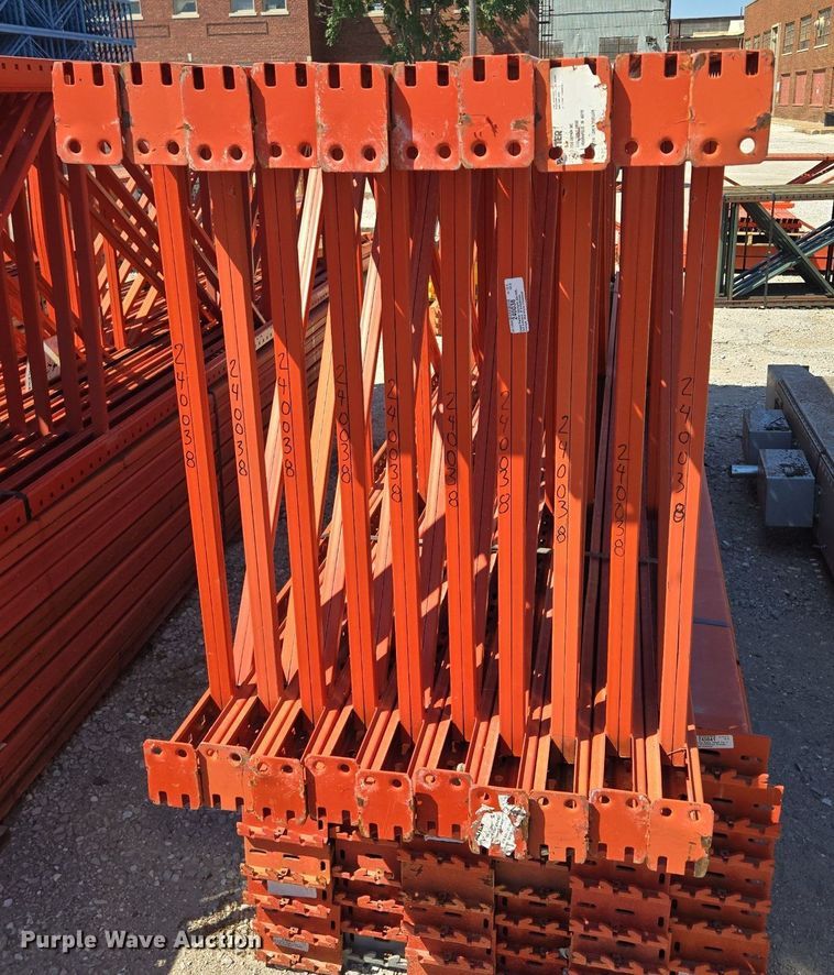 image for item EQ3510 Paltier pallet racking 