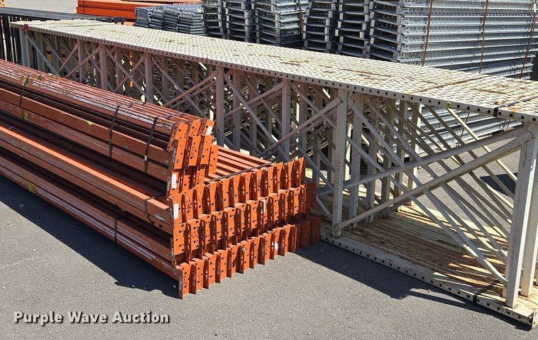 image for item EQ3516 Teardrop pallet racking 