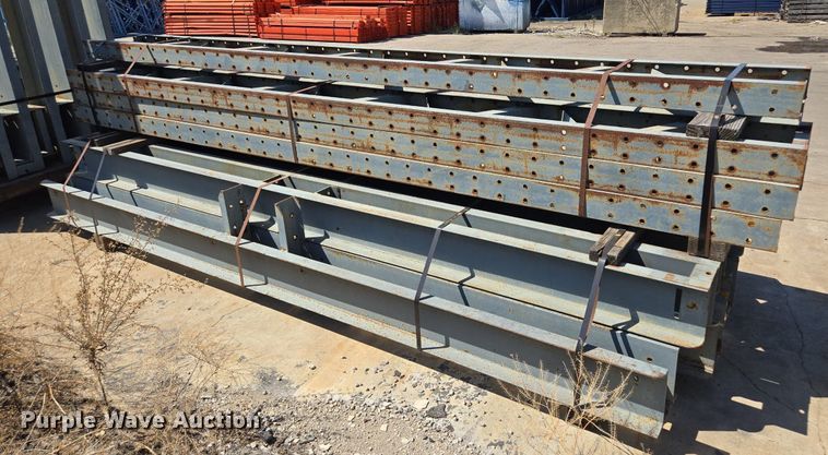 image for item EQ3517 Cantilever  pallet racking 