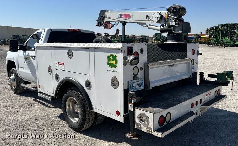 image for item IB9457 2015 Chevrolet  Silverado 3500HD utility / service truck