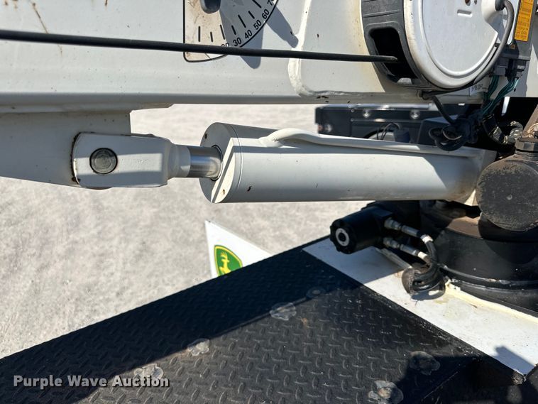 image for item IB9457 2015 Chevrolet  Silverado 3500HD utility / service truck