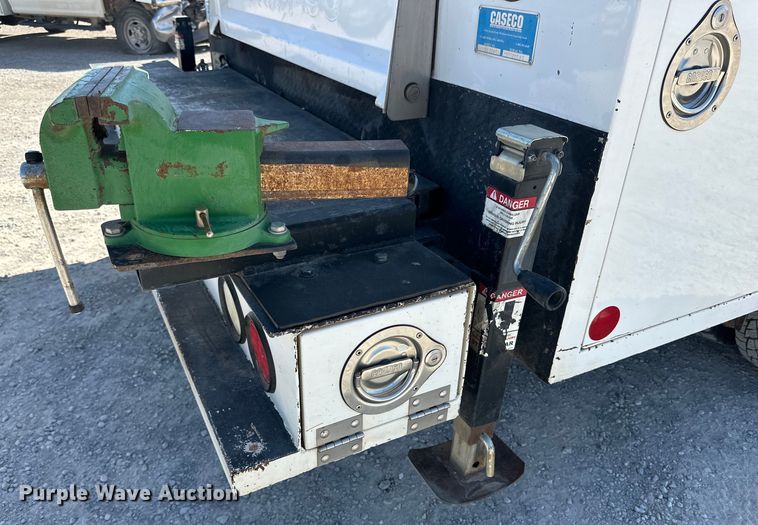 image for item IB9457 2015 Chevrolet  Silverado 3500HD utility / service truck