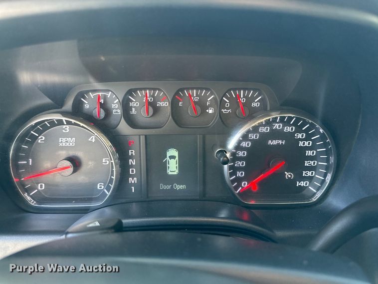 image for item IB9457 2015 Chevrolet  Silverado 3500HD utility / service truck