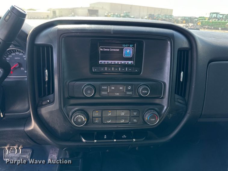 image for item IB9457 2015 Chevrolet  Silverado 3500HD utility / service truck