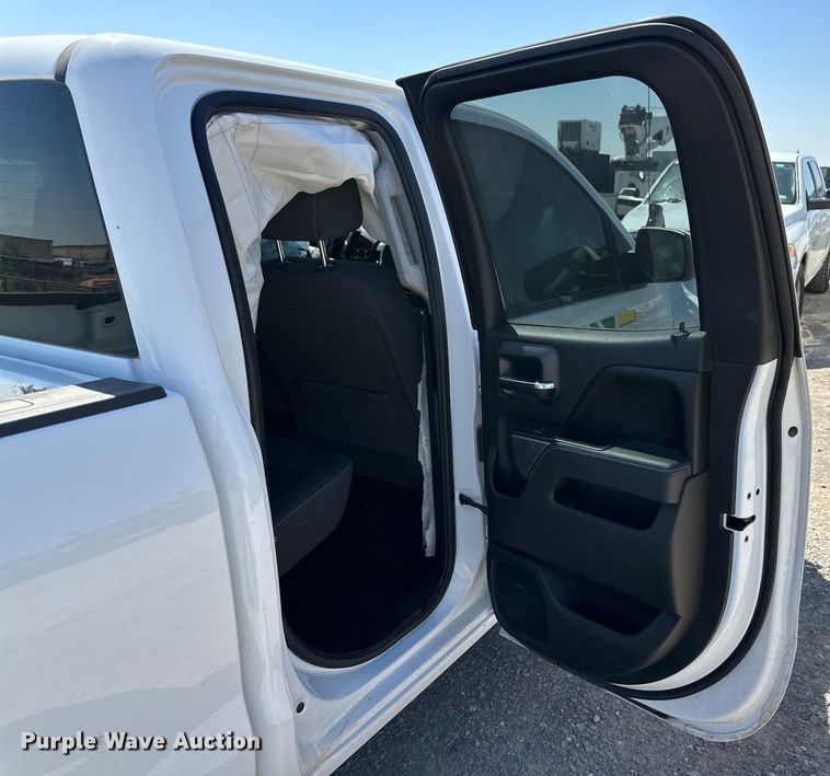 image for item IB9458 2016 Chevrolet Silverado 1500 Double Cab pickup truck