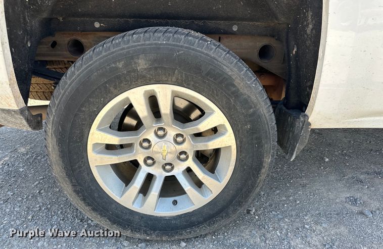 image for item IB9458 2016 Chevrolet Silverado 1500 Double Cab pickup truck