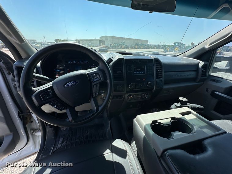 image for item IB9459 2019 Ford F550 Super Duty XL SuperCab utility / service truck