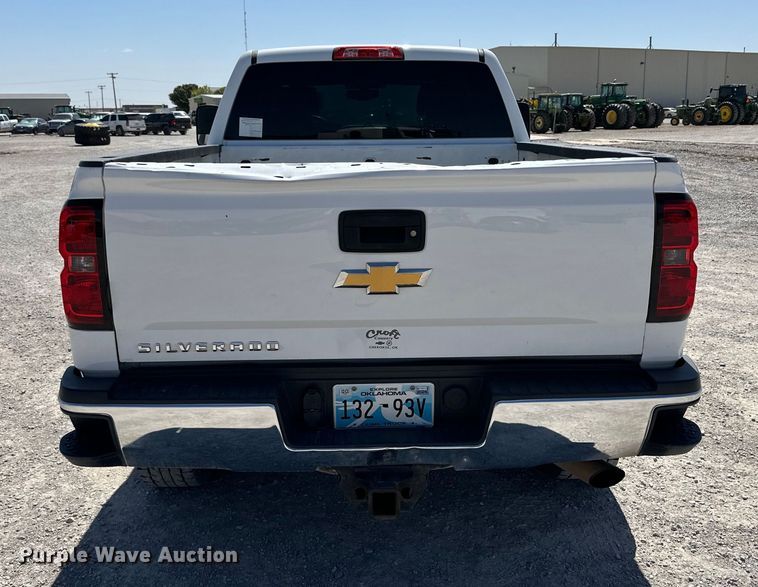 image for item IB9462 2015 Chevrolet Silverado 2500HD Double Cab pickup truck