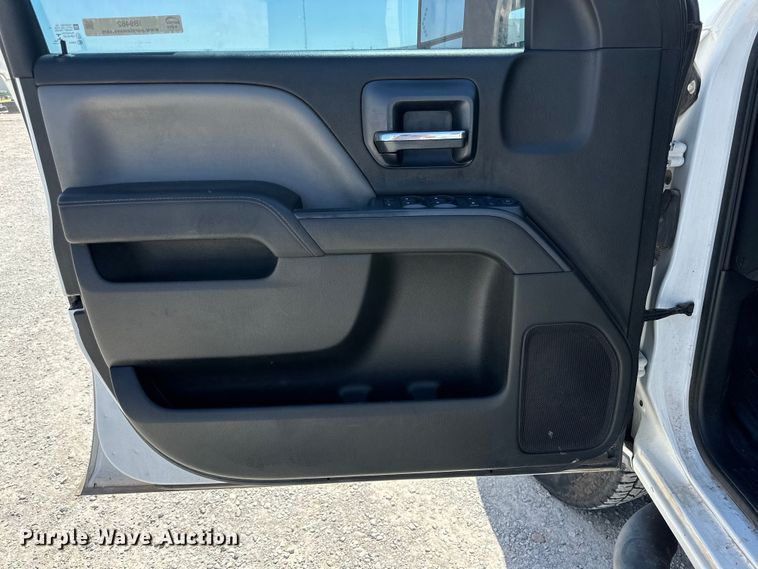 image for item IB9462 2015 Chevrolet Silverado 2500HD Double Cab pickup truck