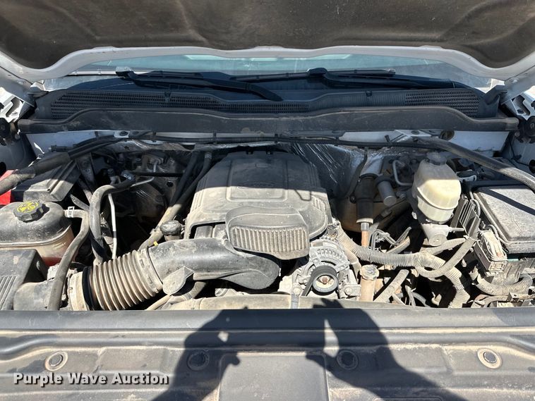 image for item IB9462 2015 Chevrolet Silverado 2500HD Double Cab pickup truck