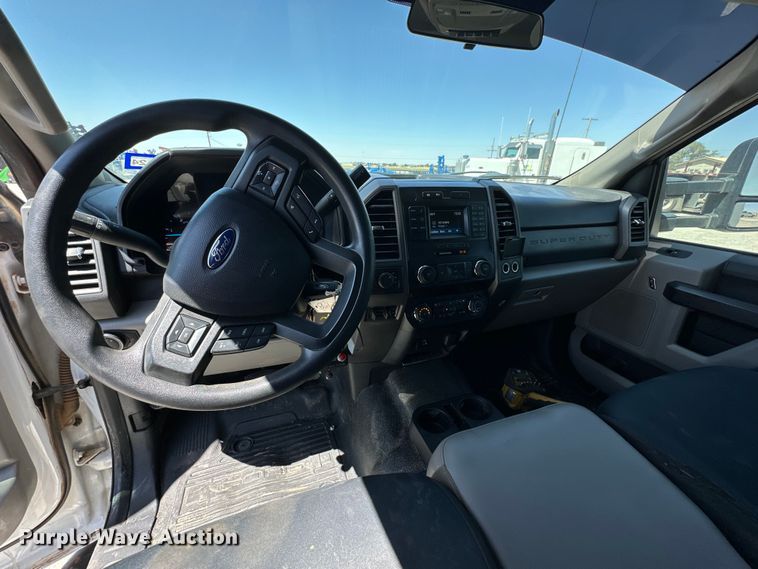 image for item IB9463 2019 Ford F550 Super Duty XL SuperCab utility / service truck