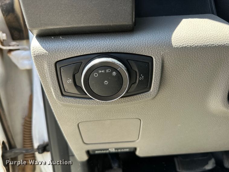 image for item IB9463 2019 Ford F550 Super Duty XL SuperCab utility / service truck