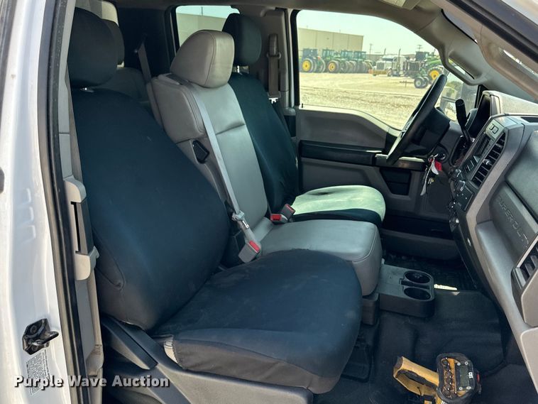 image for item IB9463 2019 Ford F550 Super Duty XL SuperCab utility / service truck